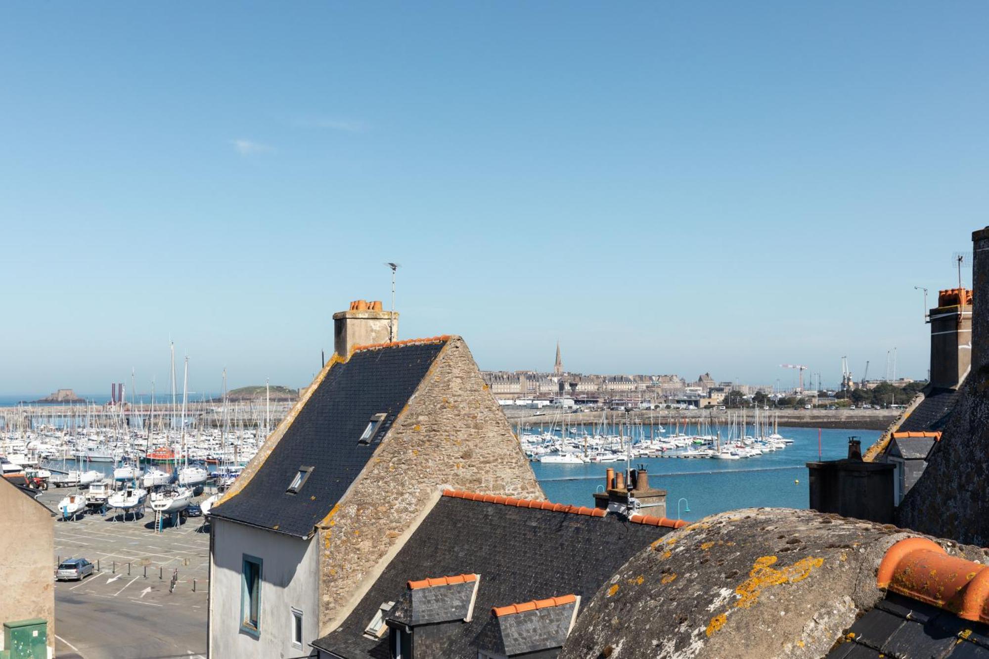 Le Tourmentin - Vue Port * Saint-Malo